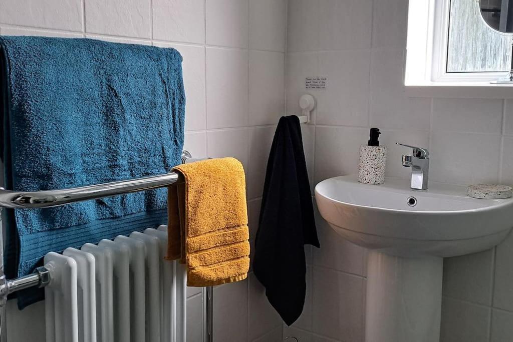 The Bolthole Apartment Nailsworth Bagian luar foto